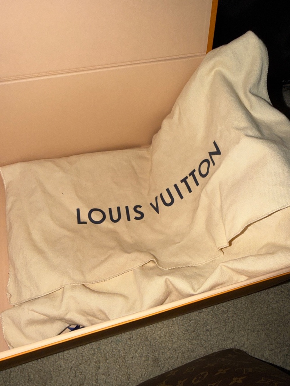 Louis Vuitton Monogram Canvas Drawstring Shoulder Bag in Brown - Picture 6 of 7